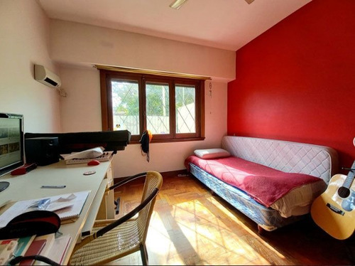 Imagen 7 de 10 de Venta De Casa 4 Ambientes En Castelar