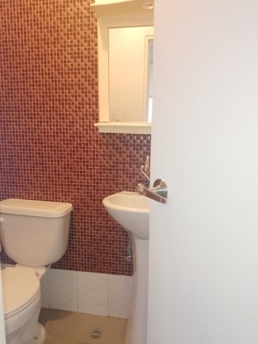 Se Alquila Oficina En Avda. Libertador 102m2