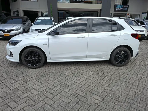 Chevrolet Onix 1.0T Rs Mt