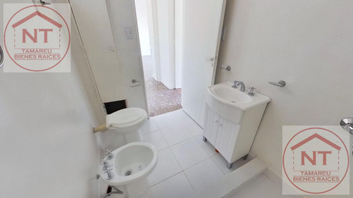 Departamento 2 Ambientes. Balcon Corrido. Piso Alto. Villa Del Parque. 58m