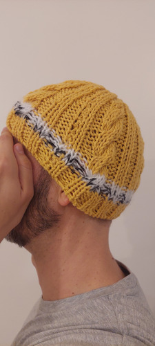 Gorro De Lana Tejido A Mano Artesanal Gm01 Único Adulto Mostaza Rayado