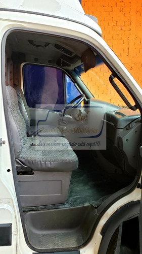 Iveco Daily 35s14 - 2009 (caminhonete)