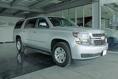 Imagen 3 de 15 de Chevrolet Suburban 2019 5.3 V8 Lt Piel At