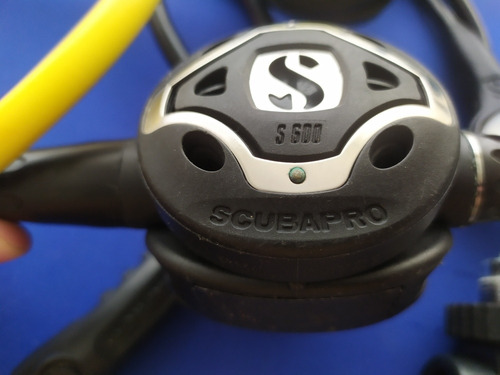 Imagen 4 de 8 de Regulador Completo Buceo Scubapro