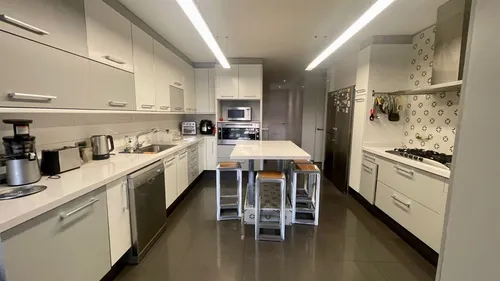 Departamento En Venta De 4 Dorm. En Lo Barnechea