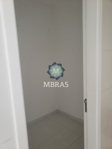 Imagem 12 de 15 de Maravilhoso Em Condomínio Completo No Coração Do Itaim - Mb12071