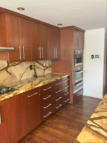 Imagen 8 de 30 de Preciosa Residencia Con Jardín, Elevador, Sauna Y Acabados De Lujo