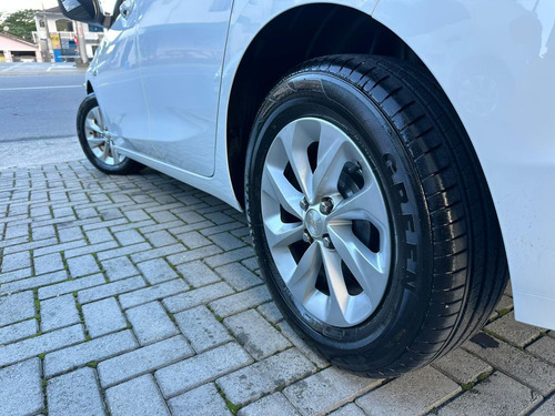 Chevrolet Onix Hatch Lt 1.0 12v Flex 5p Mec