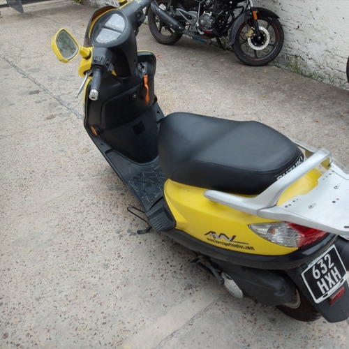 Suzuki An 125