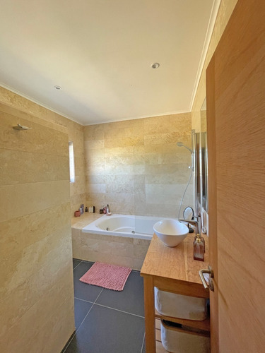 Imagen 14 de 19 de Casa Lago Rapel, Orilla De Lago Y Embarcadero. Vende Dueño.