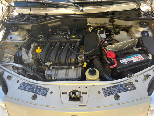 Renault Sandero 1.6 Confort 105cv 2012