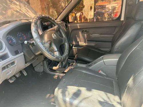 Nissan Frontier 2.4l 4x2