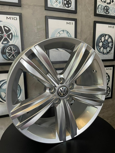 Jogo De Rodas Golf Polo Virtus T-cross Aro 17 5x100 Cor Hiper Gloss Prata