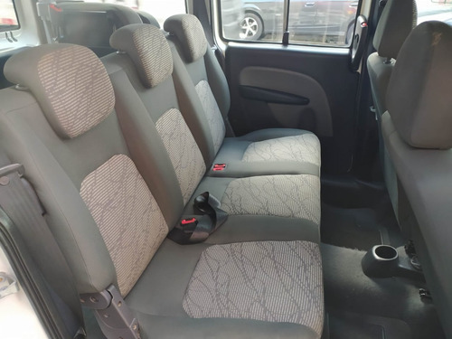 Imagem 17 de 25 de Fiat Doblo 1.4 Mpi Attractive 8v