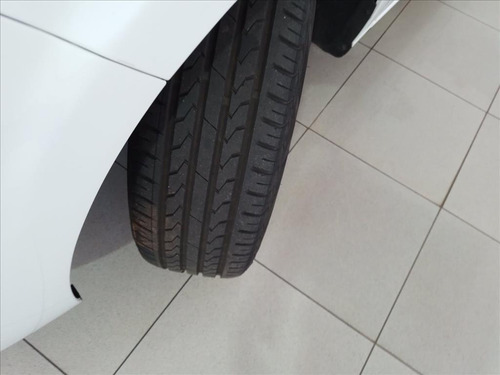 Chevrolet Onix 1.4 MPFI LT 8V FLEX 4P MANUAL