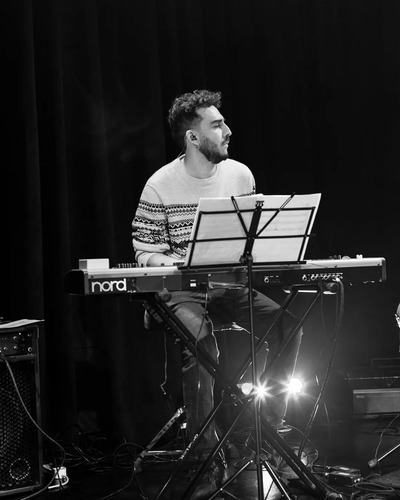 Clases De Piano A Domicilio, Clásico Y Popular