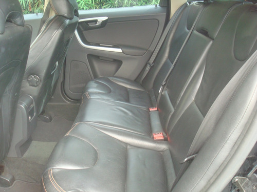 Imagem 11 de 13 de Volvo Xc60 2.0 T5 Confort 2012