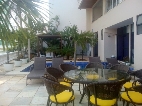 Imagem 9 de 30 de Casa 5 Quartos, Ondina , Piscina , Garagem . - Fi 0092 - 3414765