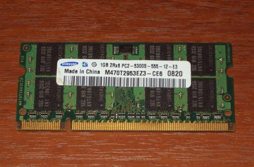 Memoria Samsung 1gb 2rx8 Pc2 5300s 555 12 E3