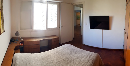 Imagen 10 de 30 de Triunvirato Al 4300 Y Mendoza, Villa Urquiza. Ph Sin Expensas. Piso 1 X Escalera. 2 Plantas. Sup Tot: 156 M2, Cub: 105 M2. 3 Amb. 2 Dorm. Playroom Grande. Terraza De 51 M2. Cocina Grande. Lavadero Ind