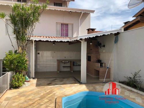 Sobrado Alto Padrão À Venda Em Tremembé/sp - 1095
