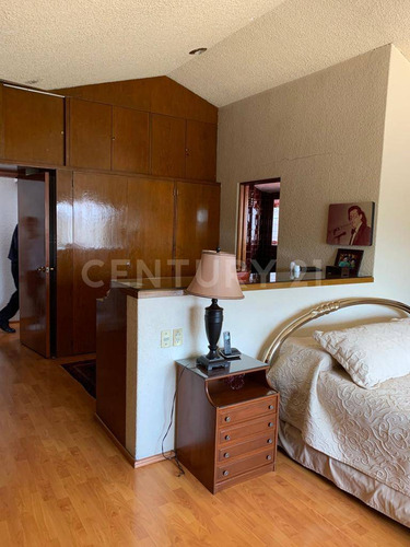 Mansión Única En La Zona En Fraccionamiento Cerrado Con Vigilancia 24 Hrs