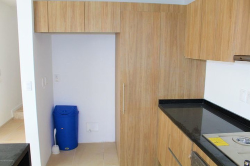 Imagen 10 de 14 de Hermosa Y Amplia Casa Renta Diseño Arquitecto 3 Rec Zibatá Jf