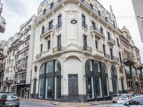 Local Comercial En Ciudad Vieja Ref. 7117