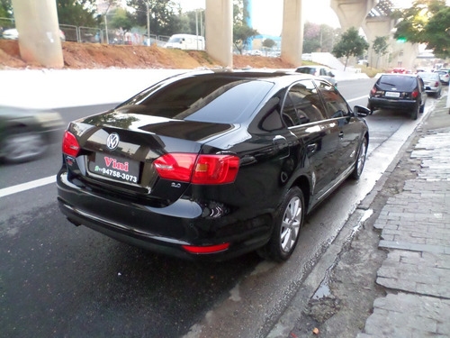 Imagem 6 de 9 de Volkswagen Jetta Confortline 2.0 8v Flex 2012/2012