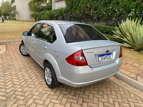 Ford Fiesta Sedan 1.0 Flex 4p