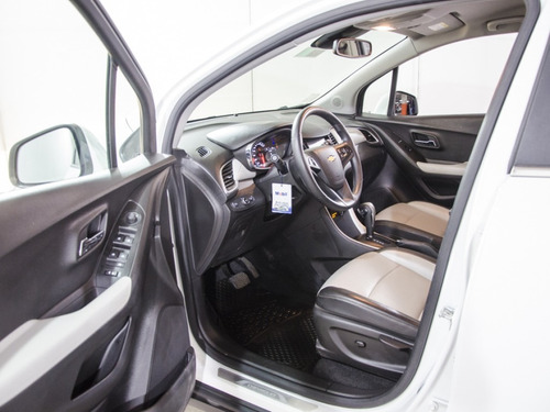 Imagen 8 de 14 de Chevrolet Tracker Awd 1.8 Aut