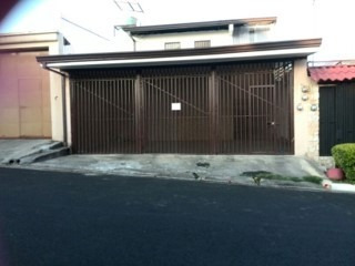 Imagen 1 de 8 de Apartamento Amplio, 5ta Entrada De Los Adobes
