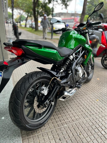 Imagen 4 de 7 de Benelli Tnt 300 - Spagna Motos - Santa Fe