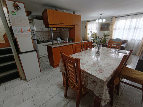 Casa En Venta En Maipú - Enorme Y Bella