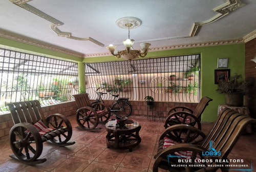 Imagen 3 de 12 de Casa Familiar Con Árboles Exóticos En Prado Oriental Santo Domingo Este