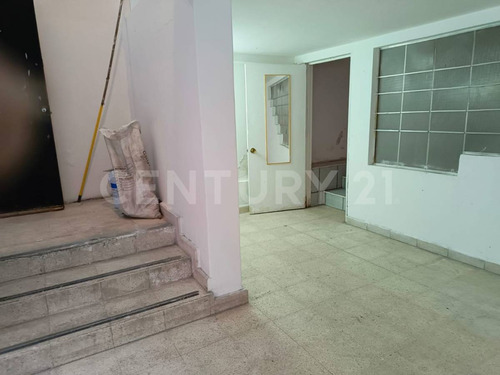 Departamento C/local Comercial En 3 Niveles, Ctm Risco, Gustavo A Madero, Cdmx