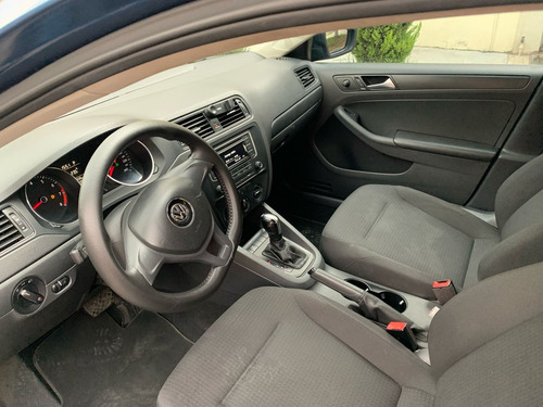 Volkswagen Jetta 2.0 Tiptronic At