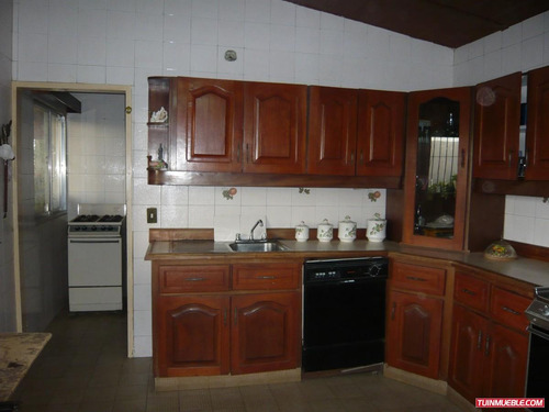 Imagen 3 de 10 de Best House Vende Casa En Urbanización San Camilo Los Teques