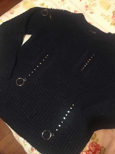 Sweater Con Roturas