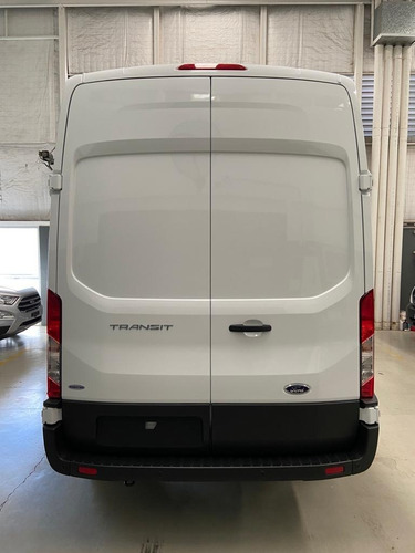 Imagen 4 de 16 de Ford Transit Furgón Medio 2023 0km