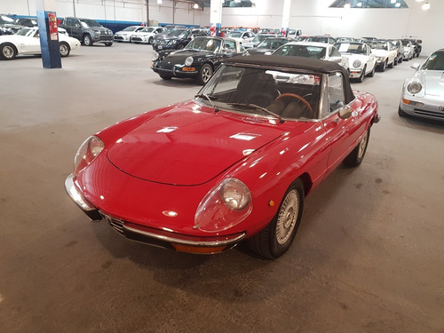 Imagen 15 de 21 de Alfa Romeo Spider 2.0 (1974) - Macomeclassic
