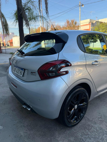 Peugeot 208 1.6 Gt