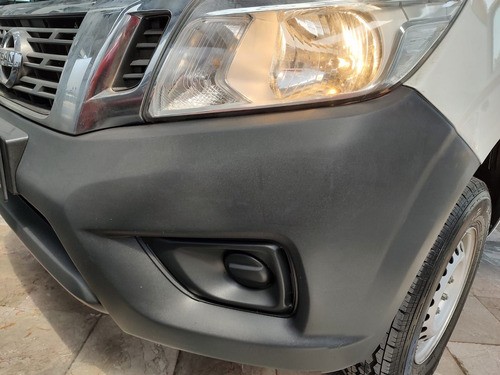 Nissan NP300 2.4 Doble Cabina Se Aa Pack Seg Mt