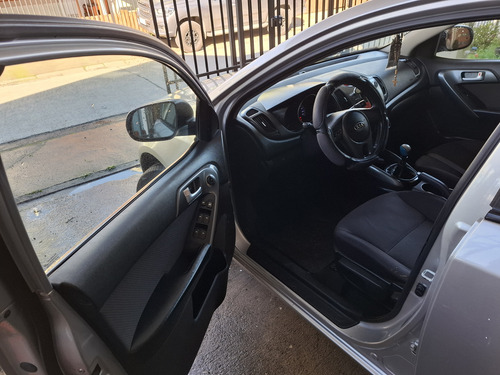 Kia Cerato Sedan