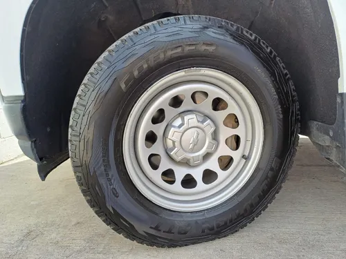 Chevrolet Silverado 4.3 V6 1500 WT Cabina Regular 4x2 At