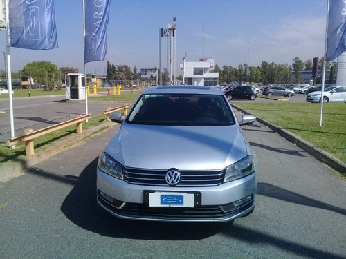 Volkswagen Passat 1.8 Tsi Confort Dsg Mod 2013 - Dk