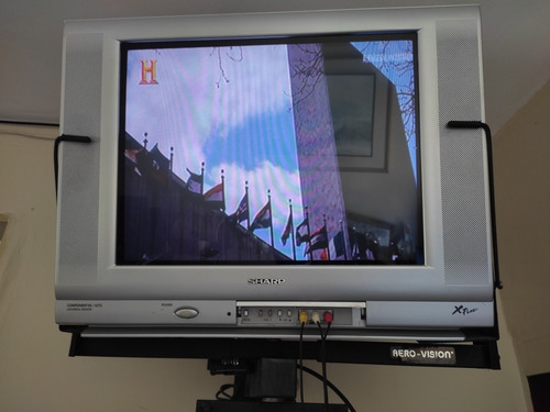 Imagen 2 de 10 de Televisor Sharp Xflat Pantalla Plana 21' Contol Remoto Base