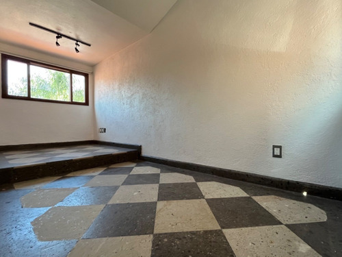 Imagen 17 de 30 de Casa En Venta/renta Con Terreno De 2,600 M2 Con Entrada Dire