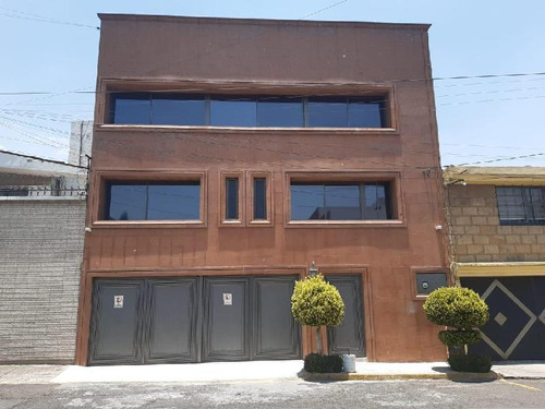  Atención Inversionistas  Edificio Productivo En Venta, En Toluca, Con Excelente Ubicación.
