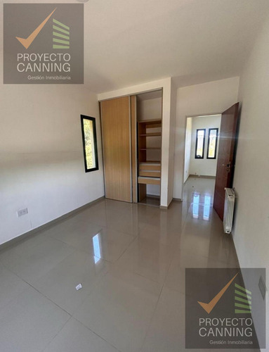 Casa En Alquiler En Barrio Los Naranjos Canning